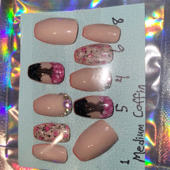 Acrylic press on made by me. - Picture 1 of 4